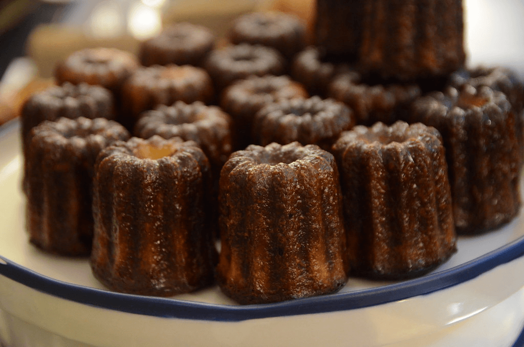 Canelés de Bordeaux
