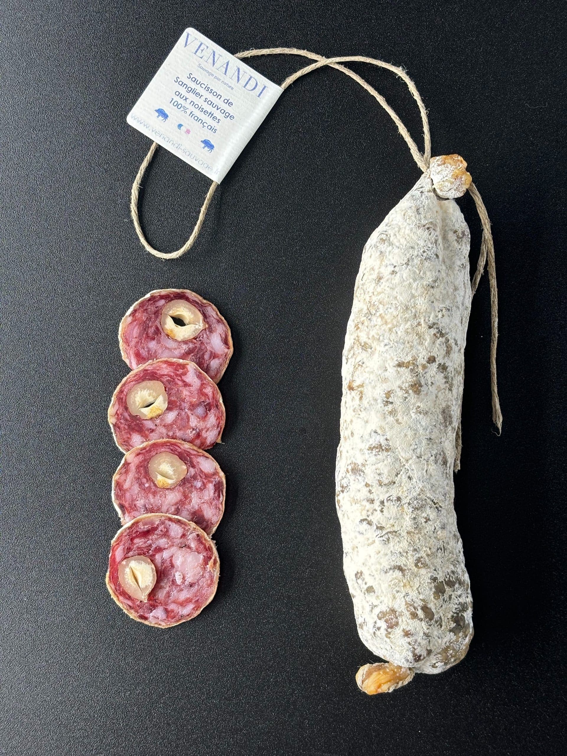 Saucisson de Sanglier aux Noisettes