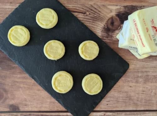 Beurre palets doux "Joyeuses Fêtes" 12x20g (12 portions)